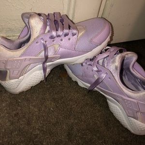 Purple huraches